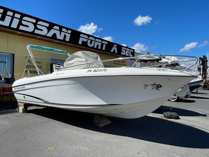 JEANNEAU CAP CAMARAT 625 OPEN JEANNEAU CAP CAMARAT 625 OPEN