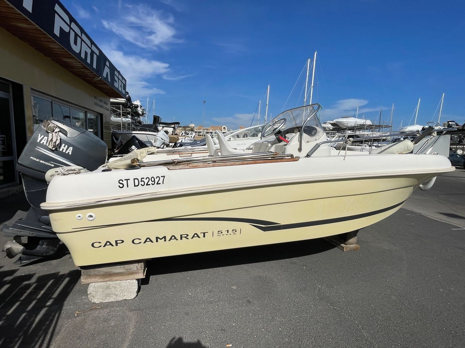 JEANNEAU CAP CAMARAT 515 OPEN JEANNEAU CAP CAMARAT 515 OPEN