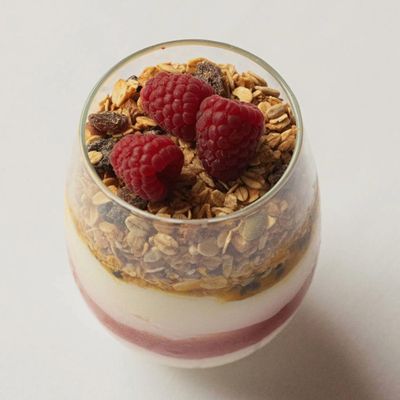Yoghurt &amp; Granola Cup