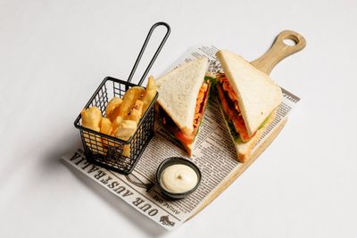 Salad Sandwich &amp; Chips
