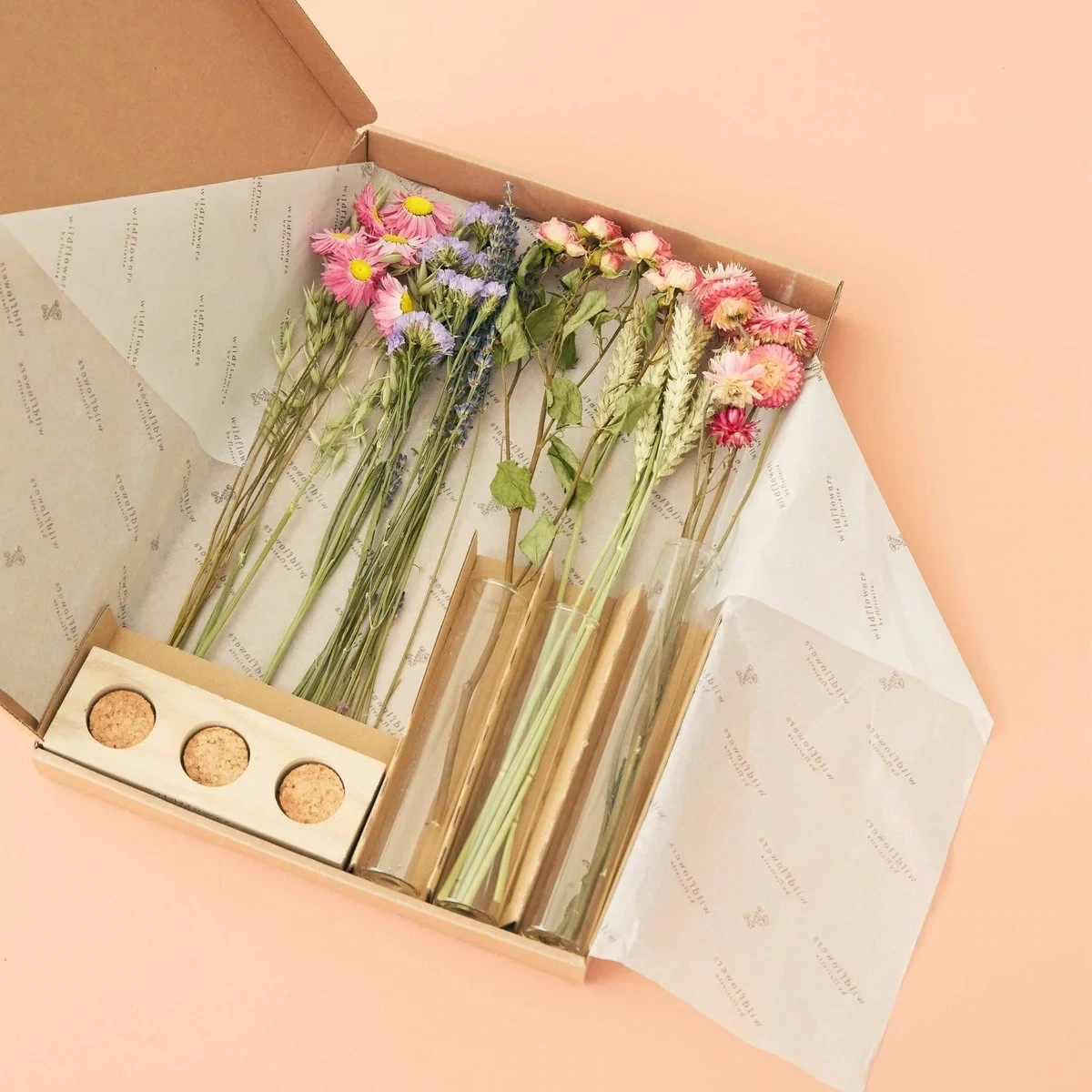 Giftbox - Dried Flowers in Letterbox - With Vases - Pink