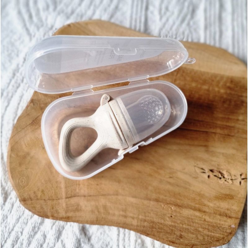 Fruit Feeder Fopspeen - Beige Gestippeld