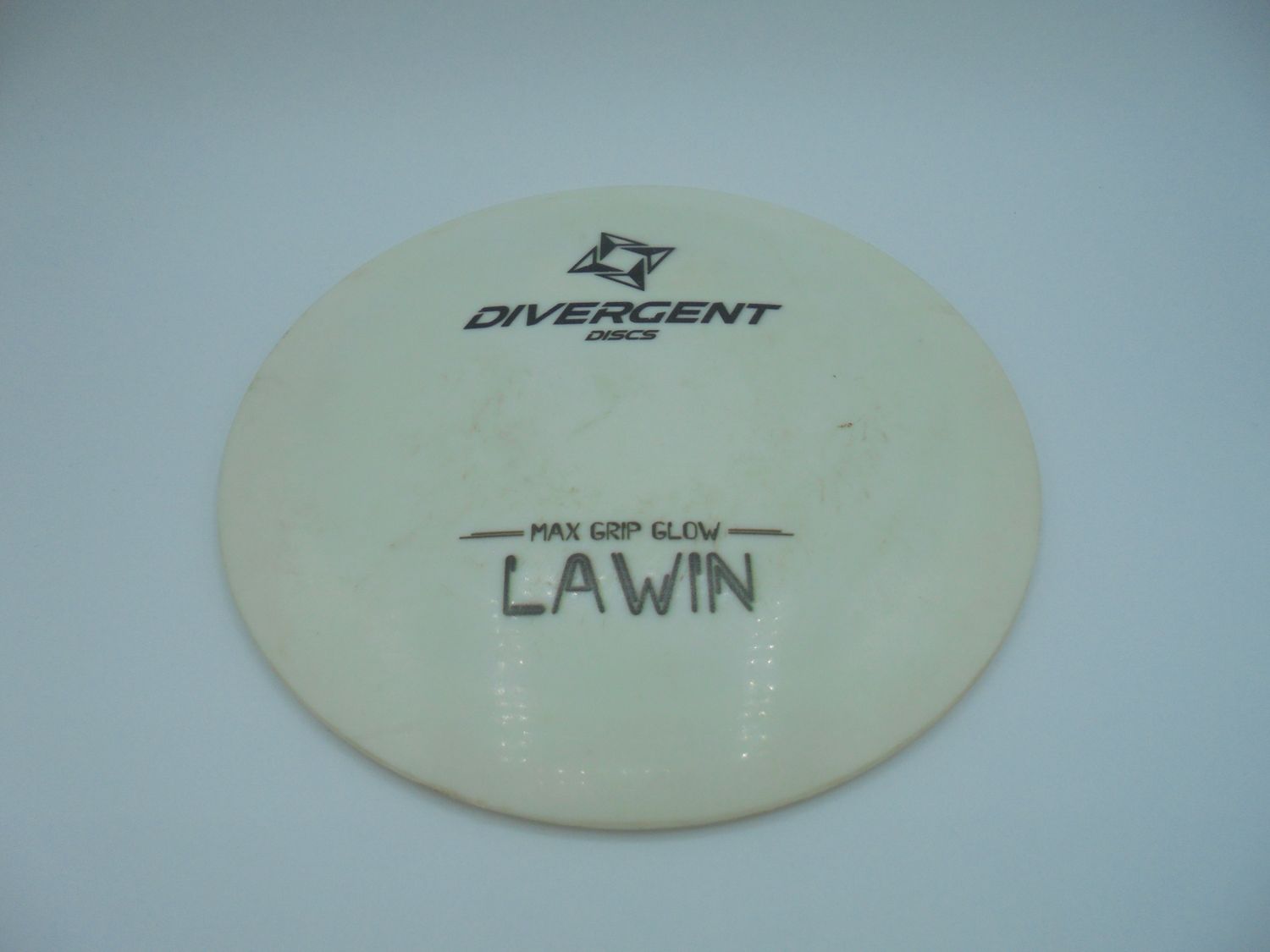 Divergent Glow Lawin -CJ