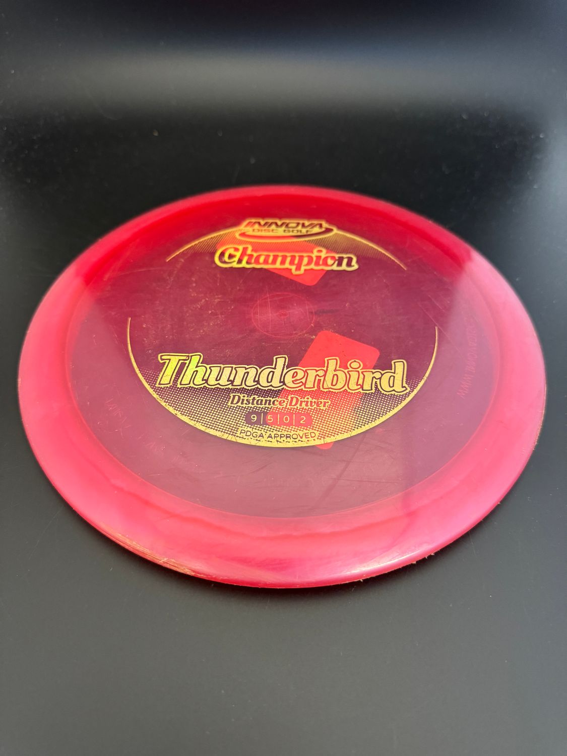 Innova Champion Thunderbird Red -D4
