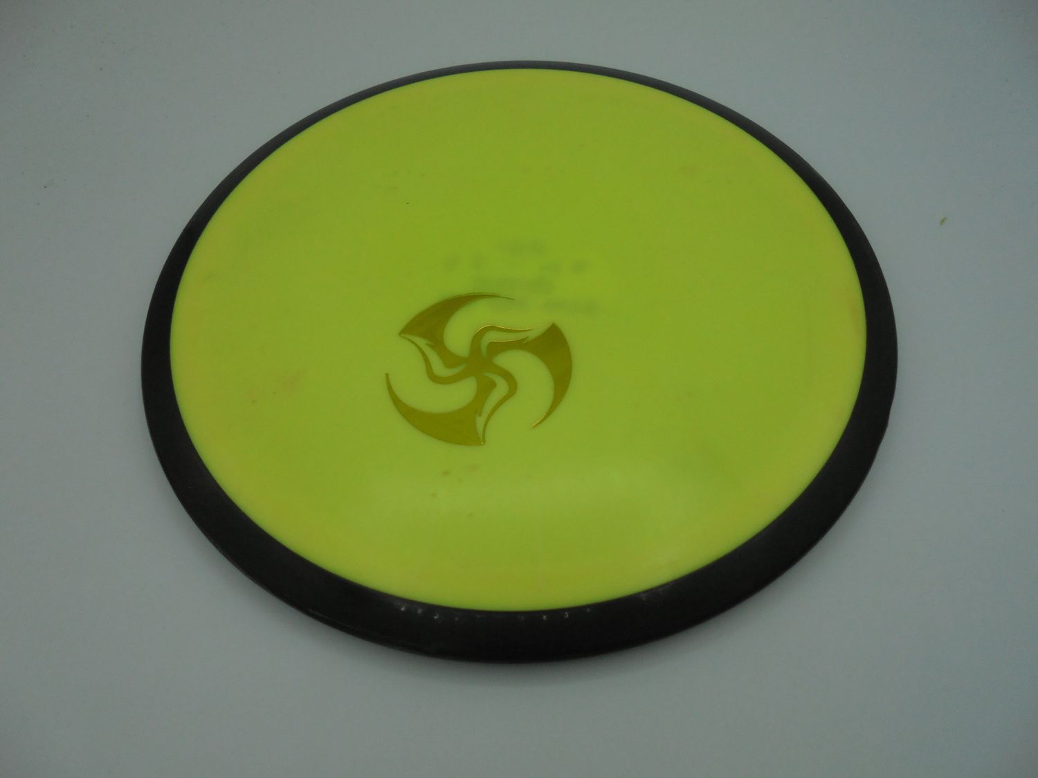 MVP Fission Tesla Mini Huk Stamp Yellow 156g -DA