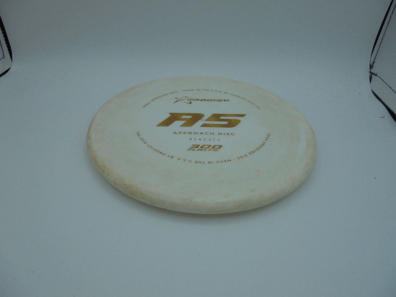 Prodigy 300 A5 White 171g -JC