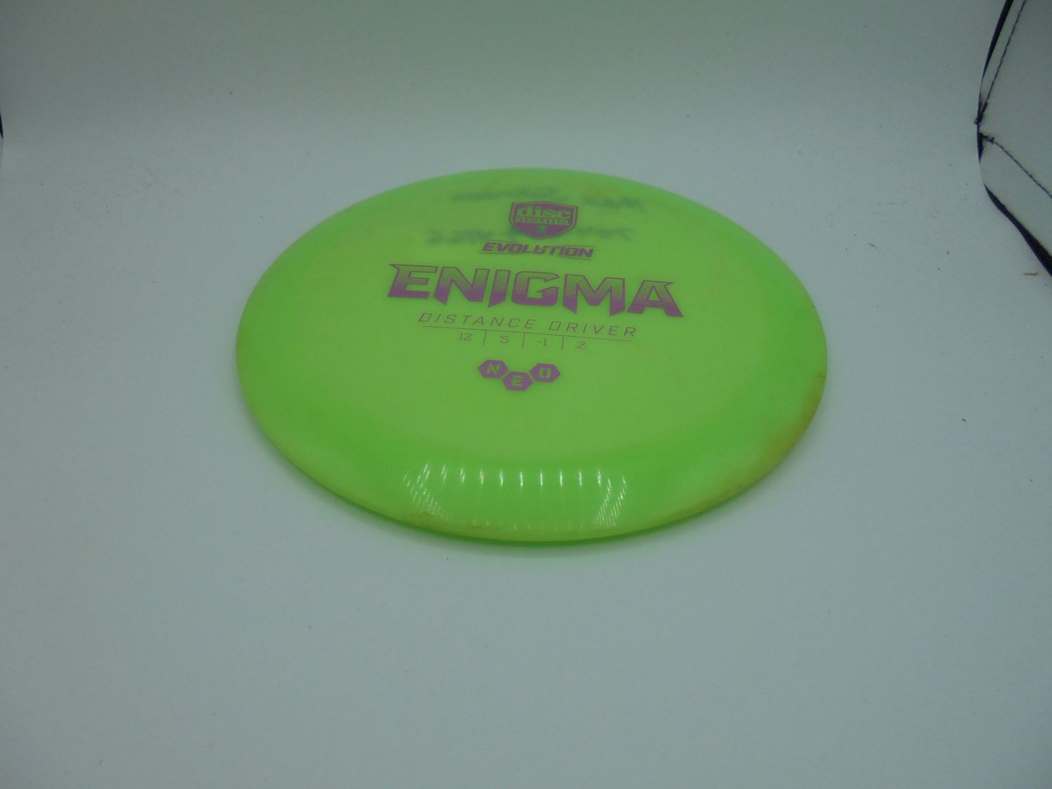 Discmania Neo Enigma Mint Green 172g -JS