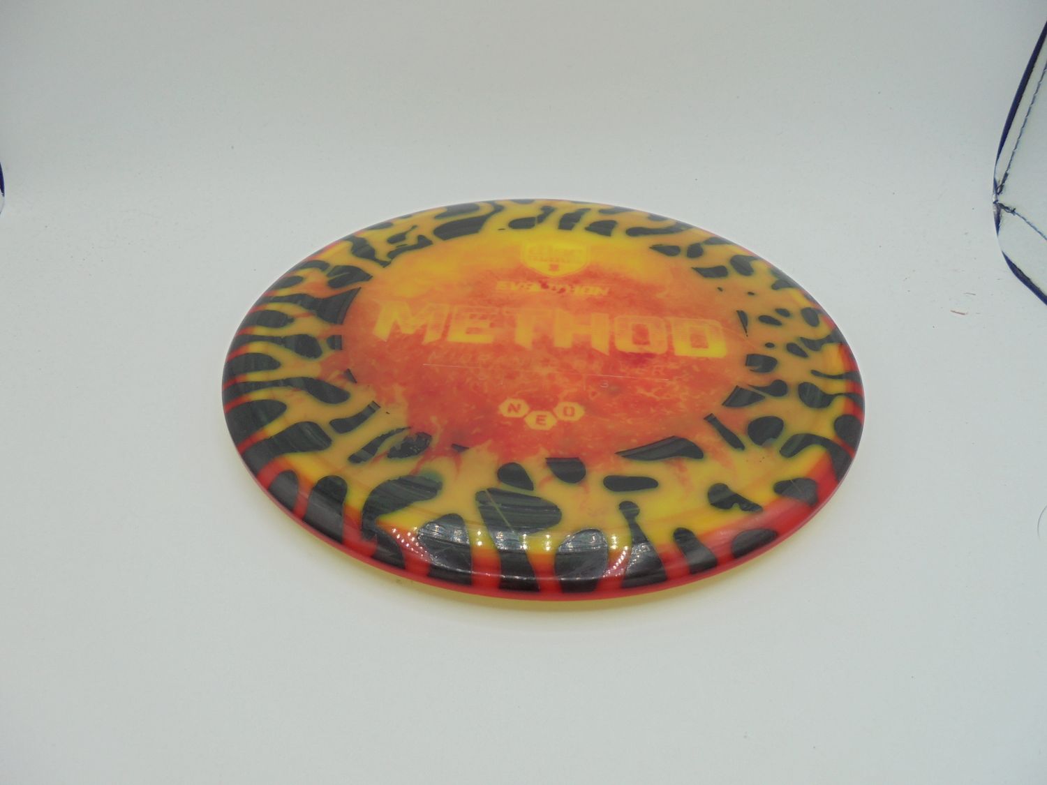 Discmania Neo Method Dyed 180g -JW