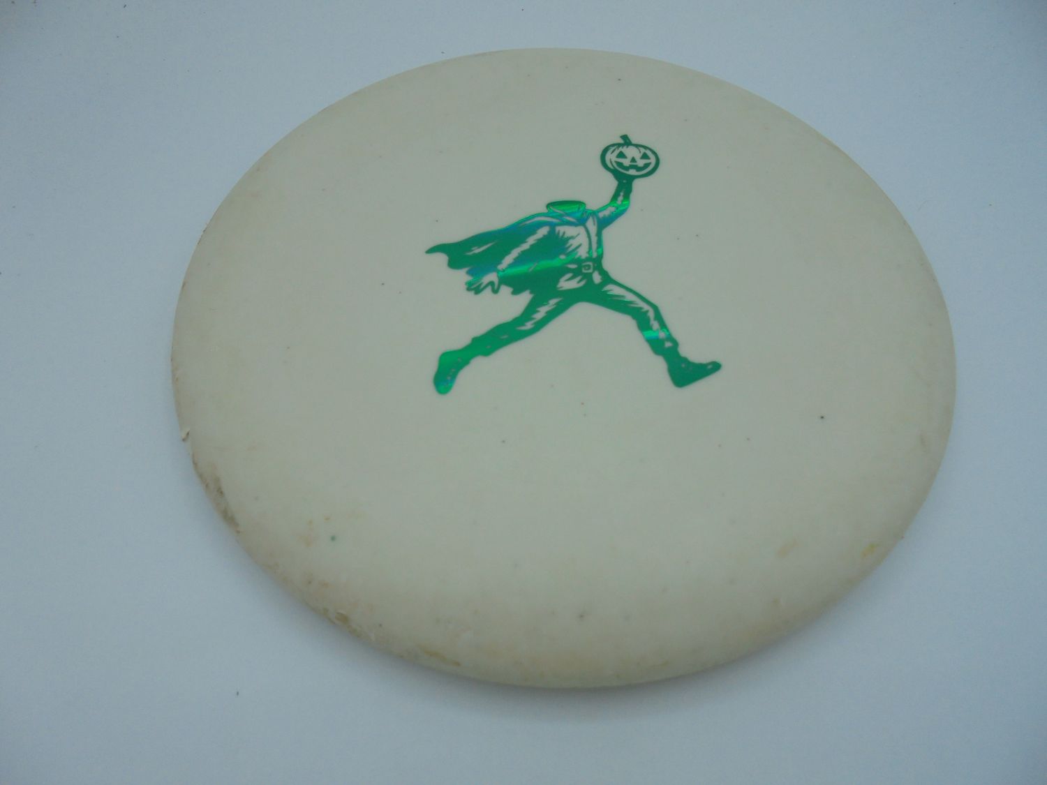 Gateway Firm Wizard White Headless Stamp 174g -SM