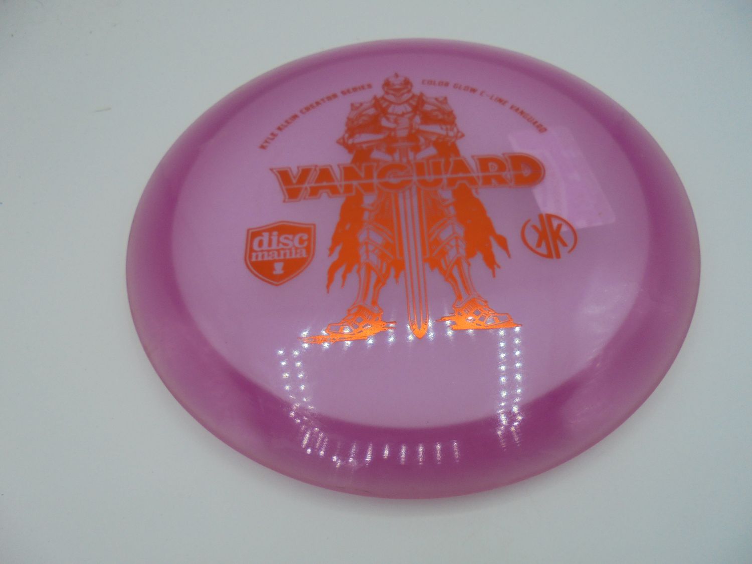 Discmania C-Line Glow Vanguard Purple 175g -SP