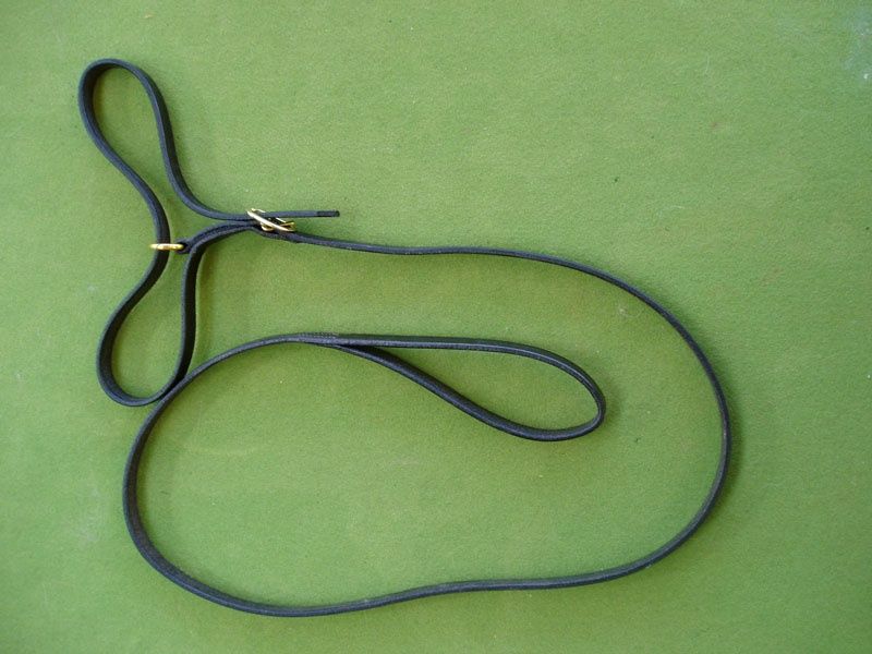 PP Leather Butterfly Lead, Colour: Black/Brass