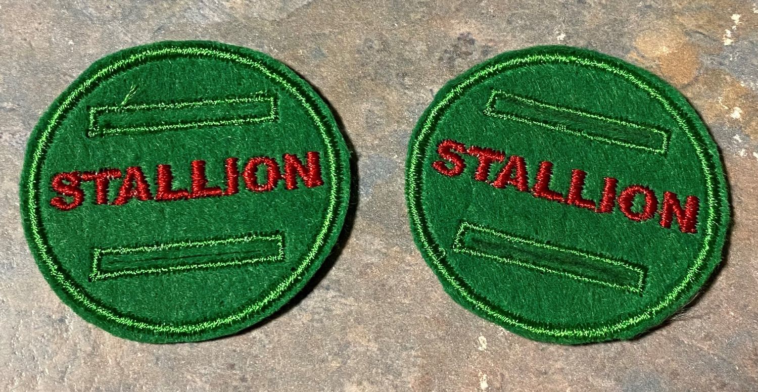 Stallion Discs - Sold in Pairs, Colour: Dark Green &amp; Red, Size: 50mm