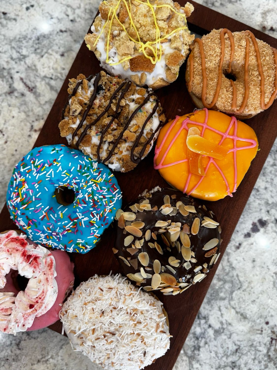 6 Pack Donuts