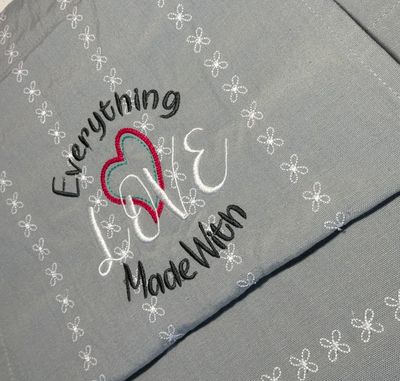 Beautiful Apron &quot;Everything made with Love&quot;