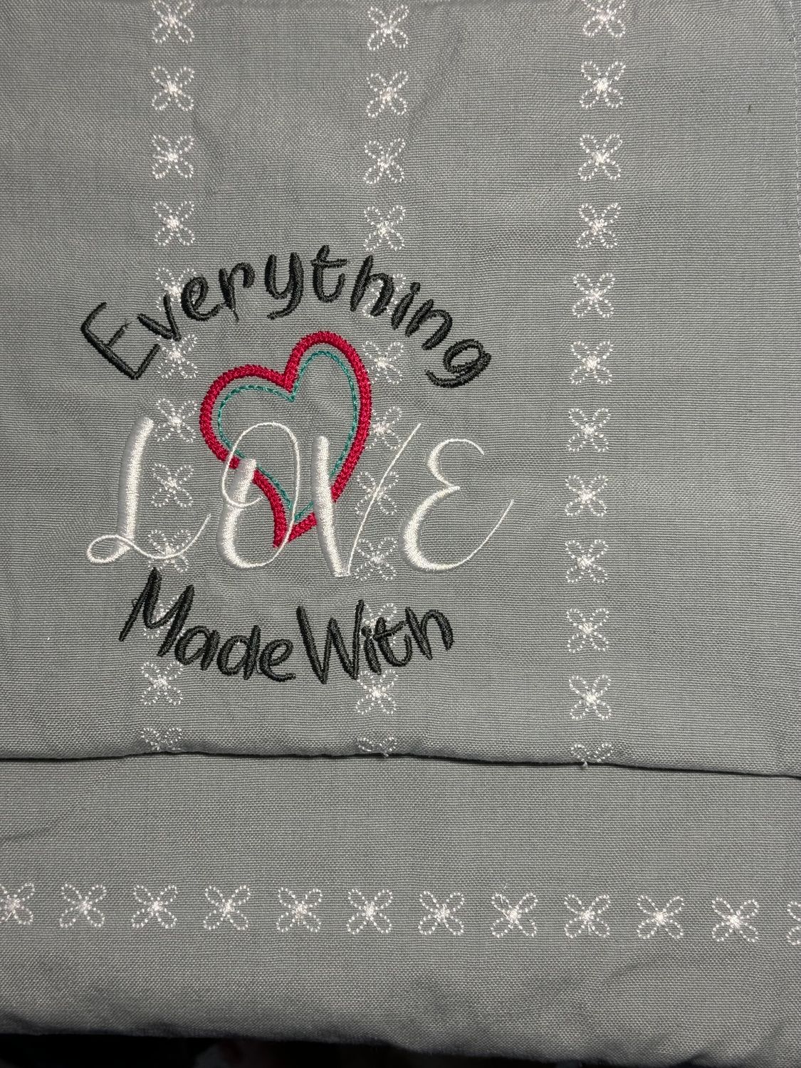 Beautiful Apron &quot;Everything made with Love&quot;
