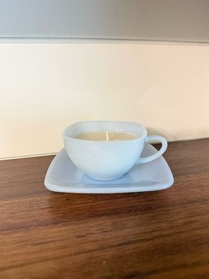 Hand-poured Candle: Island Oasis in Vintage Azurite