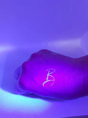 UV event stamp for invisible ink entry marking at events