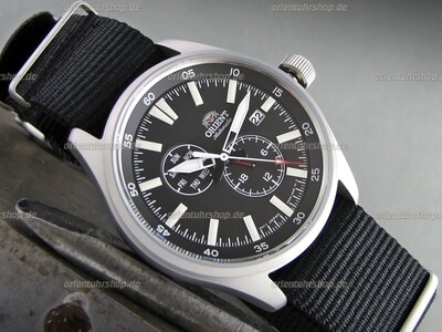 Orient Defender Automatik Armbanduhr RA-AK0404B10B Orient Defender Automatik Armbanduhr RA-AK0404B10B