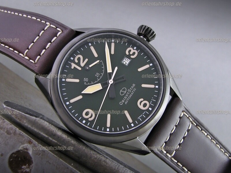 Orient Star Outdoor Automatik Herrenuhr RE-AU0201E00B Orient Star Outdoor Automatik Herrenuhr RE-AU0201E00B