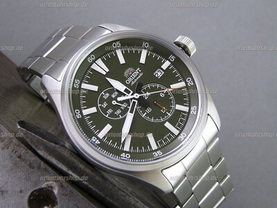 Orient Defender Automatik Armbanduhr RA-AK0402E10B Orient Defender Automatik Armbanduhr RA-AK0402E10B