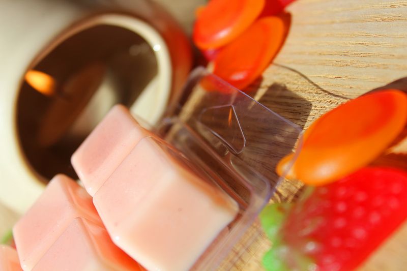 Strawberry &amp; Peach Soy Wax Melts