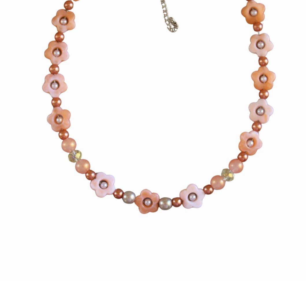 Blossom Babe Choker Necklace 2/5