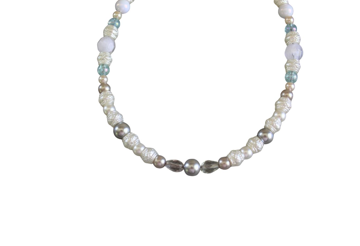 Coral Cove Pearl Choker Necklace
