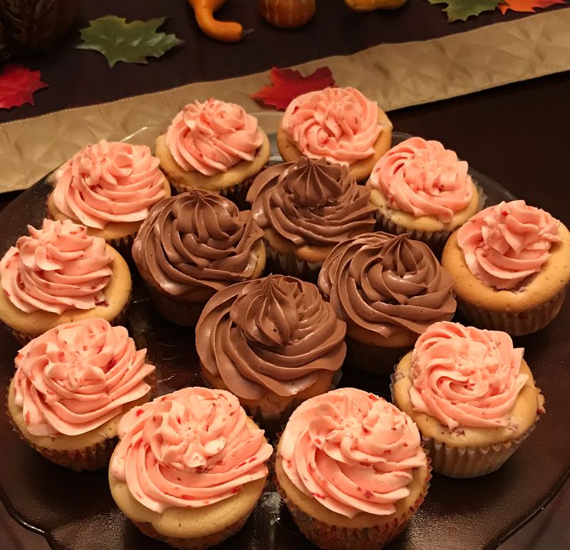Cupcakes (12)