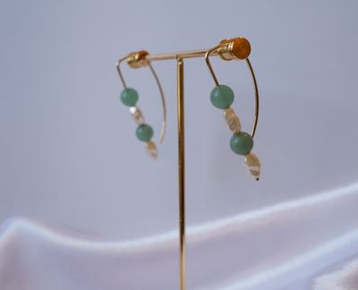 Verdant Flow Earrings | Green Aventurine &amp; Freshwater Pearl Dangles | Gold or Silver Wire | Asymmetrical Nature-Inspired Jewelry | Elegant Boho Gift