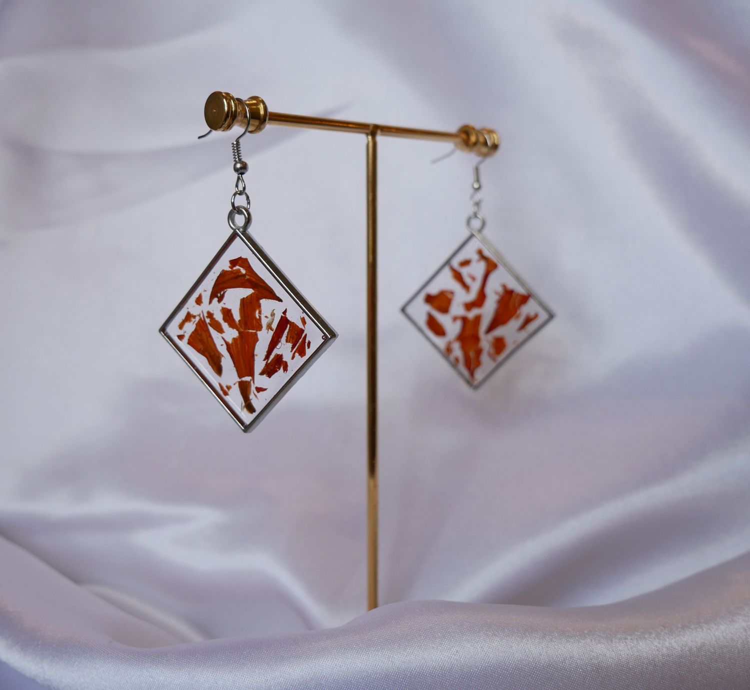 Lily in Bloom – Dried Orange Lily Earrings | Handmade Resin Jewelry | Silver Bezel Botanical Earrings | Nature Boho Gift