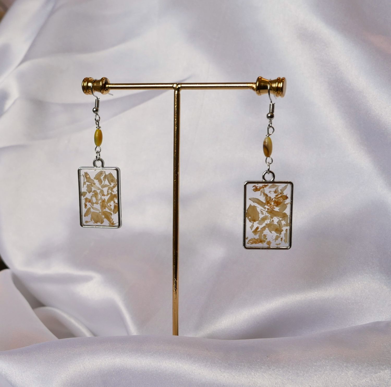 Golden Calm – Dried Calendula Earrings | Handmade Resin Jewelry | Silver Rectangle Botanical Earrings | Herbal Nature Gift
