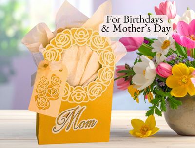 Rose Wreath Gift Bag SVG