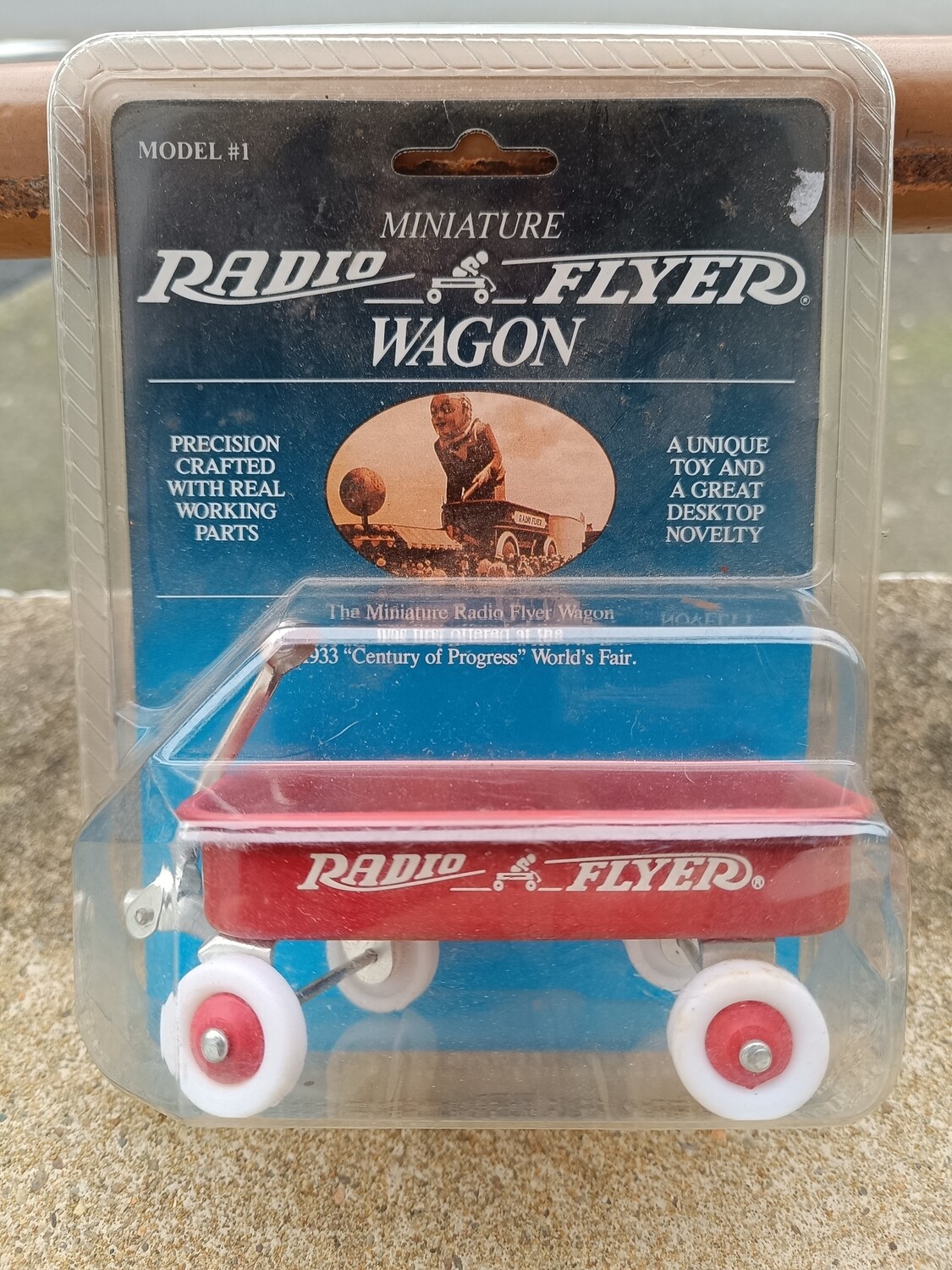 RADIO FLYER WAGON