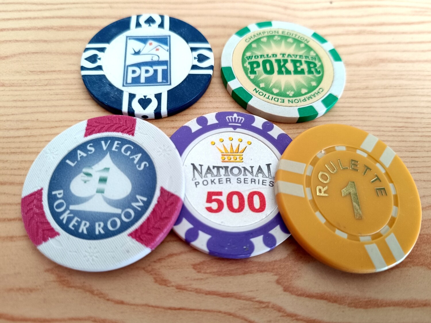 LOT DE 5 JETONS DE LAS VEGAS (K)