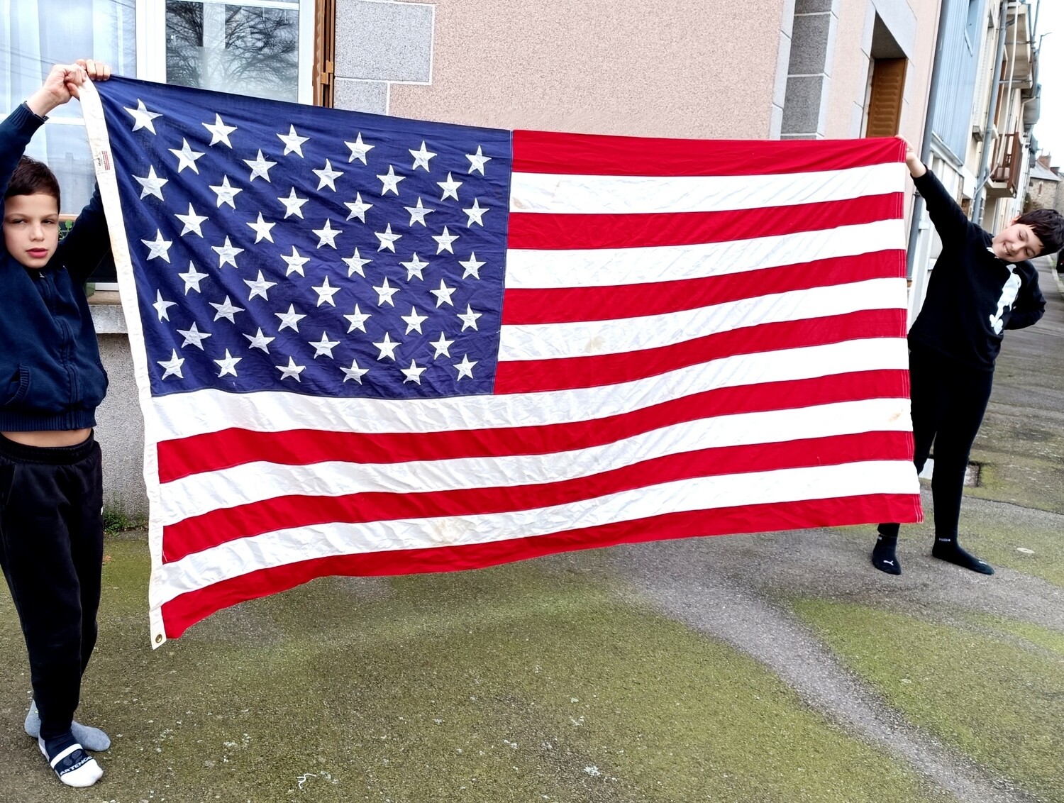TRES GRAND DRAPEAU AMÉRICAIN AUTHENTIQUE D&#39;UN RANCH MADE IN USA 🇺🇸