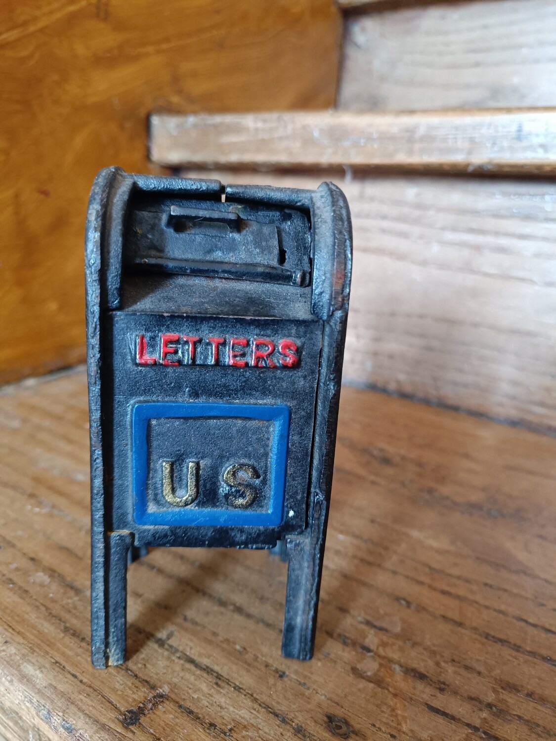 TIRELIRE VINTAGE AIR MAIL EN FONTE