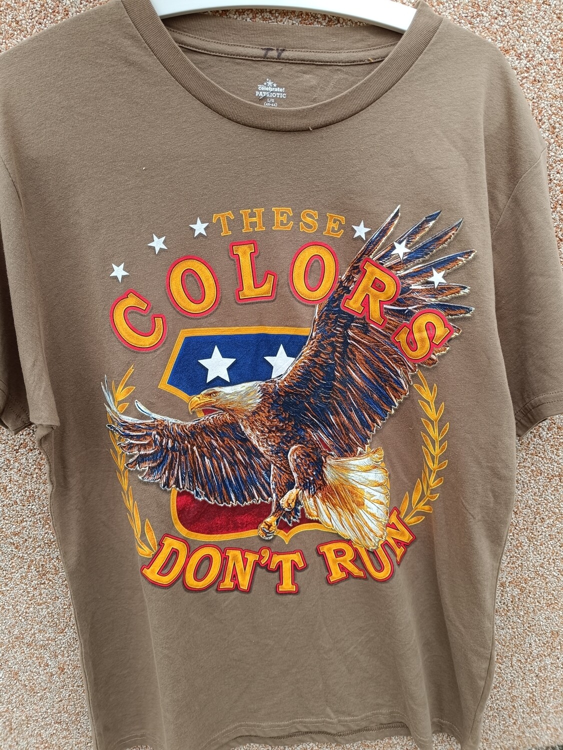 T-SHIRT THESE COLORS
