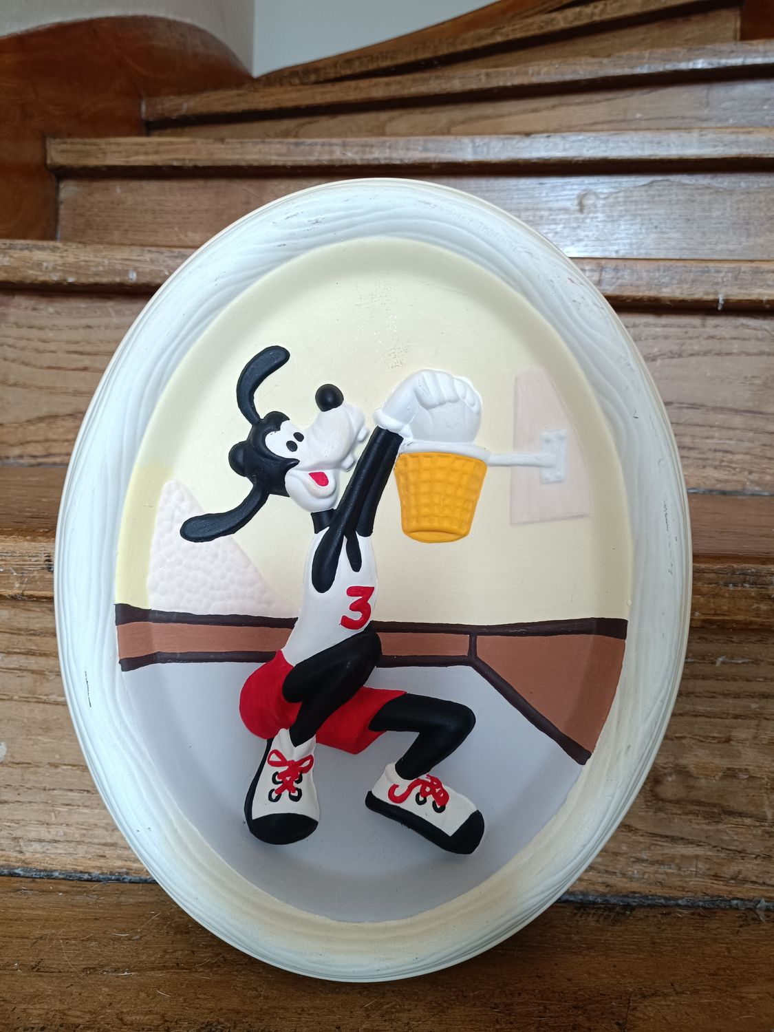 VINTAGE BASKET WALT DISNEY GOOFY