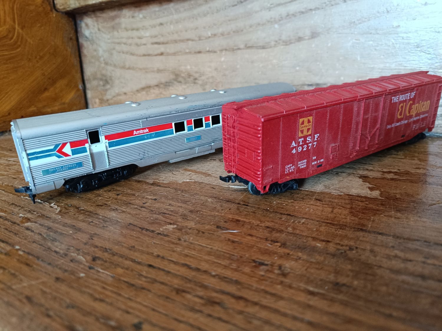 LOT DE 2 TRAINS  US