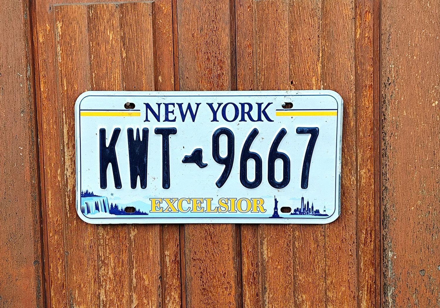 PLAQUE D&#39;IMMATRICULATION DE NEW YORK 