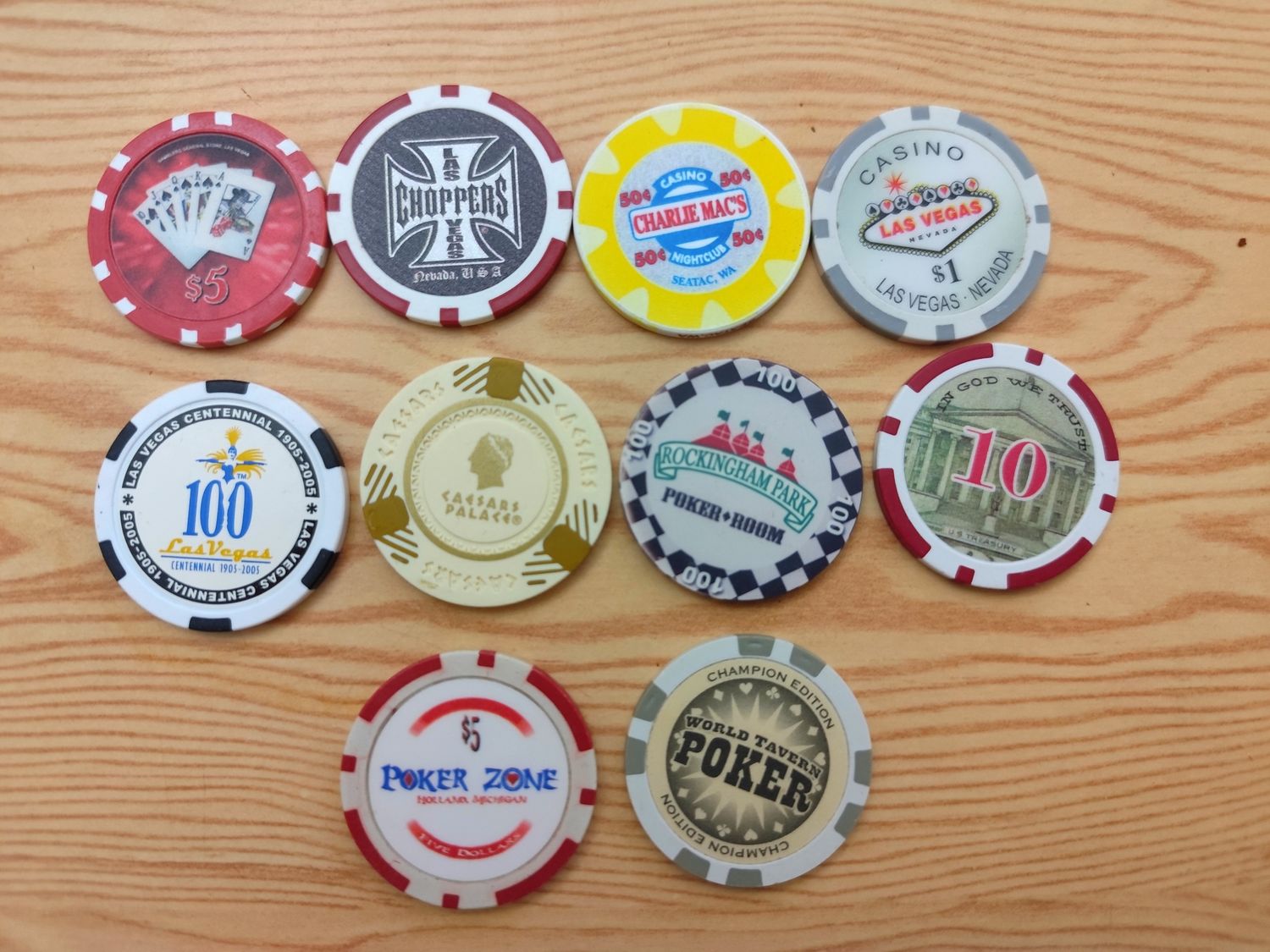 LOT DE 10 JETONS (3)