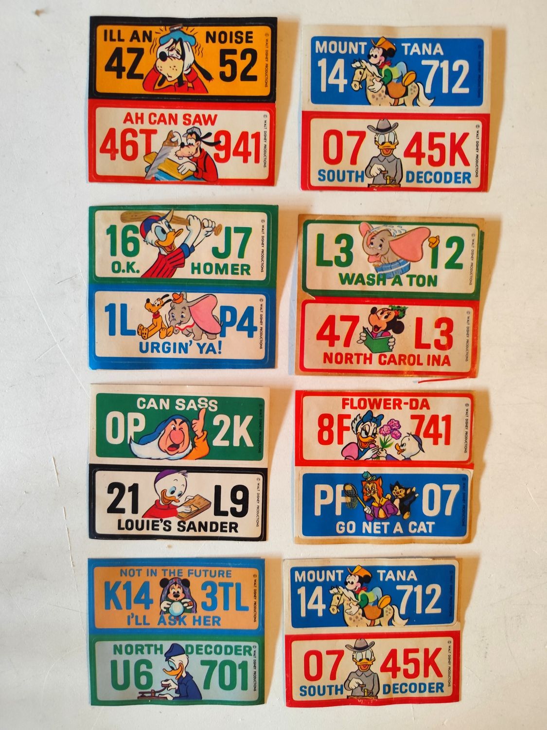 LOT DE 16 STICKERS WALT DISNEY PLAQUE D&#39;IMMATRICULATION