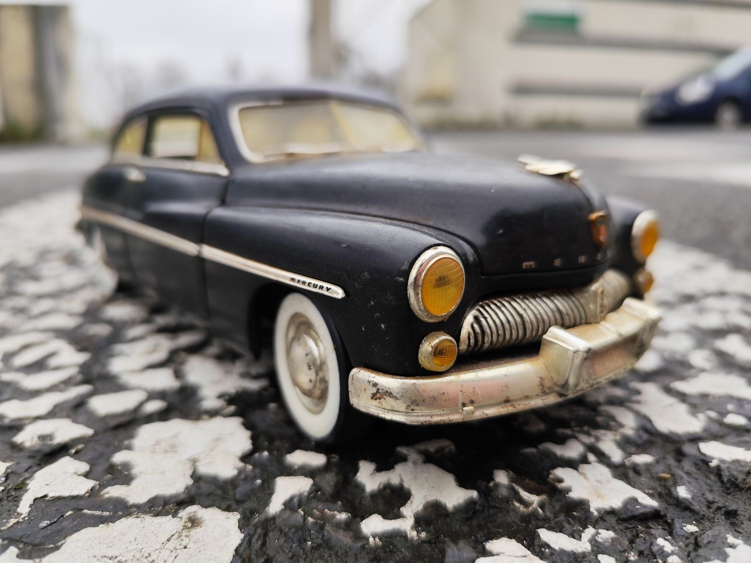 VOITURE MERCURY 1:18