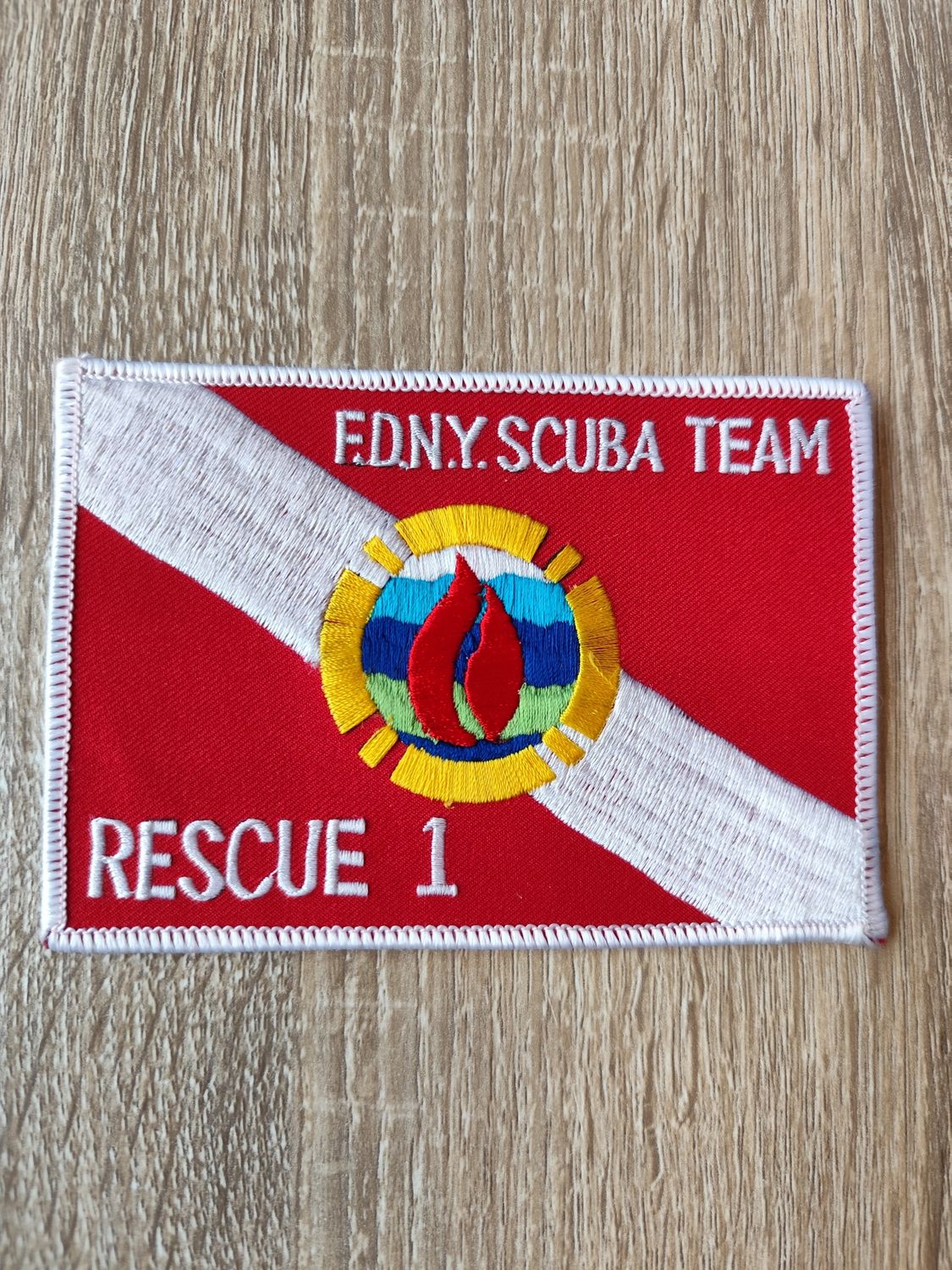 ÉCUSSON FDNY DCUBA