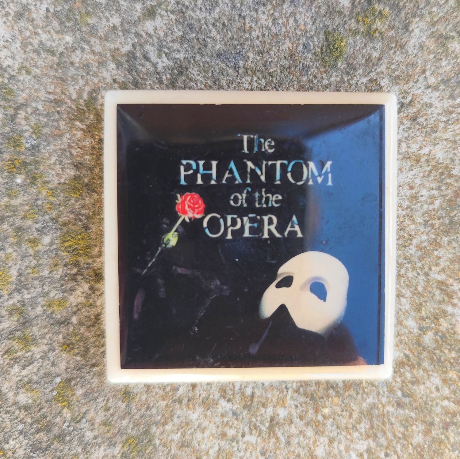 MAGNET THE PHANTOM OF THE OPERA