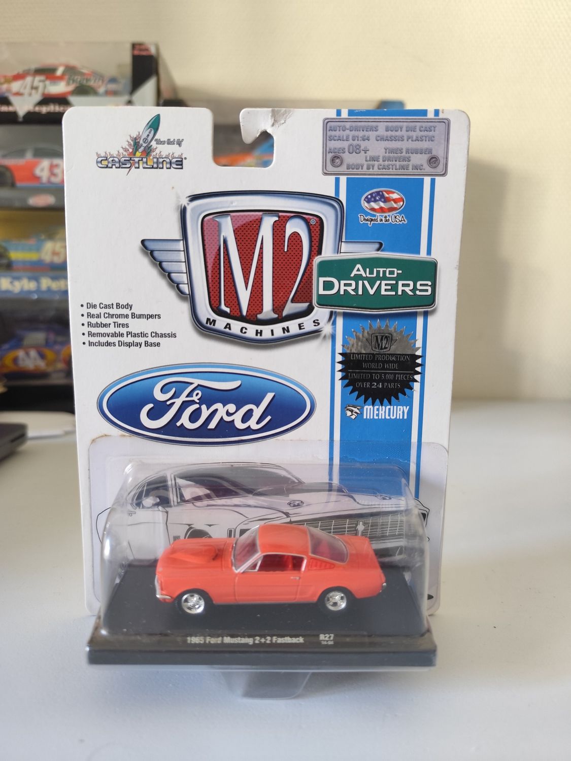 MINIATURE M2 MACHINE FORD MUSTANG1965  1/64