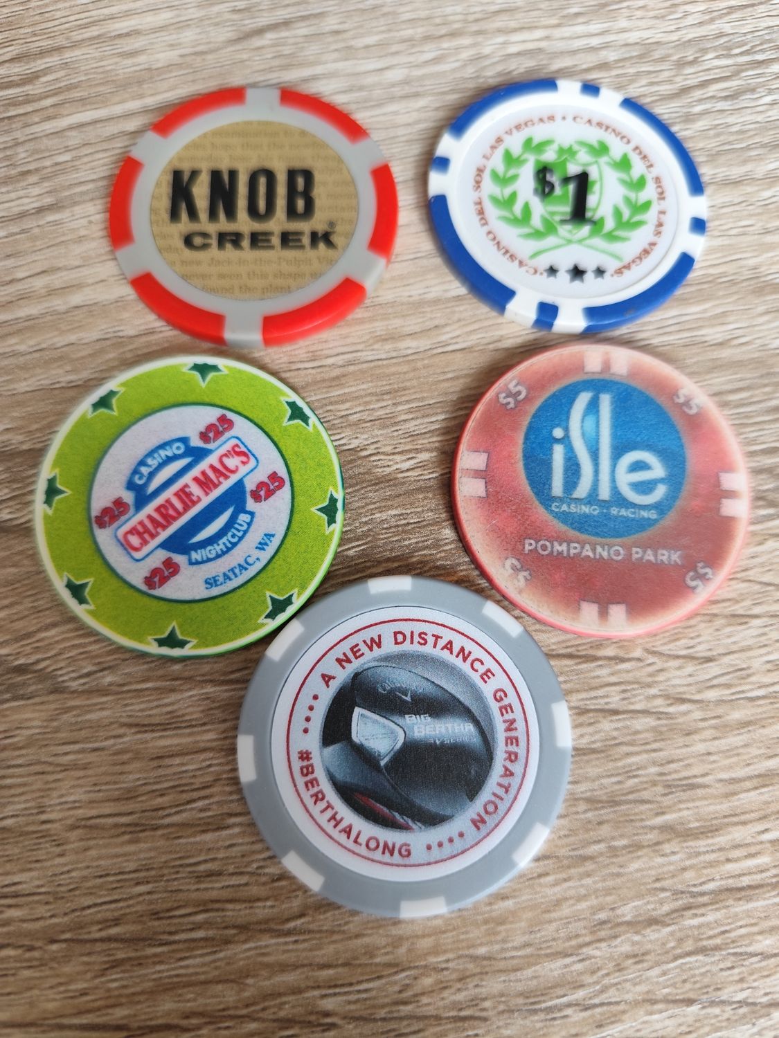 LOT DE 5 JETONS (6)