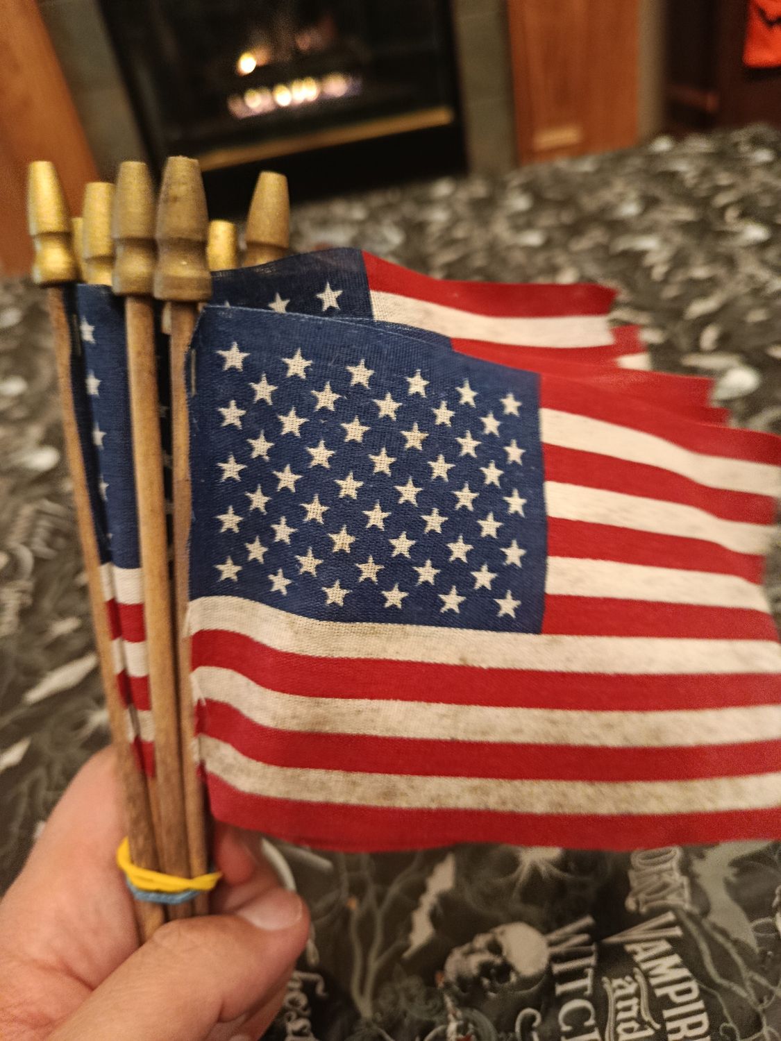 MINIS DRAPEAUX, POUR JÉRÉMY