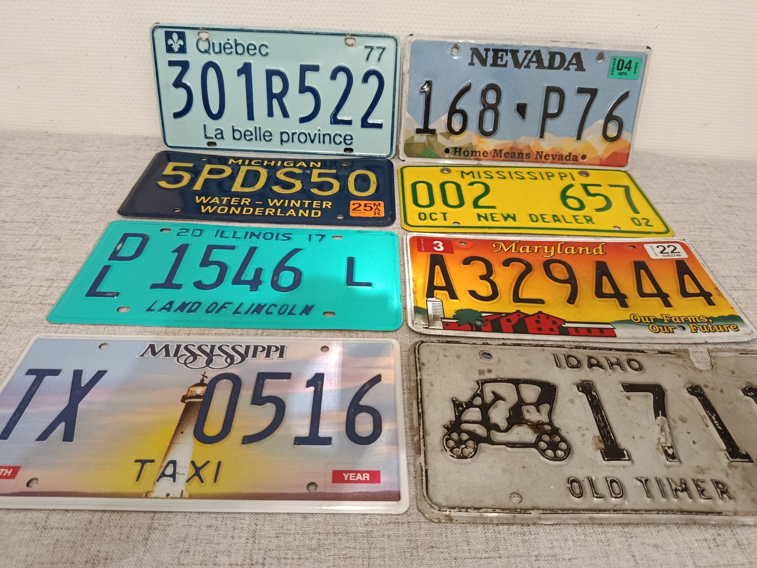 POUR SCRAPY DOO LOT DE 8 PLAQUES