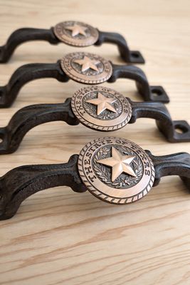 POIGNÉE TEXANE (THE STATE OF TEXAS) Le prix comprend 1 poignée 